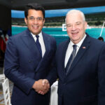 Juan Cohen y ministro de turismo