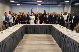 Un encuentro con nuestra comunidad dominicana en Chile junto al presidente Luis Abinader